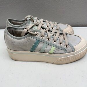 adidas Sneakers Size 6.5 Parley platform